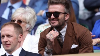 Đằng sau những bộ suit của David Beckham